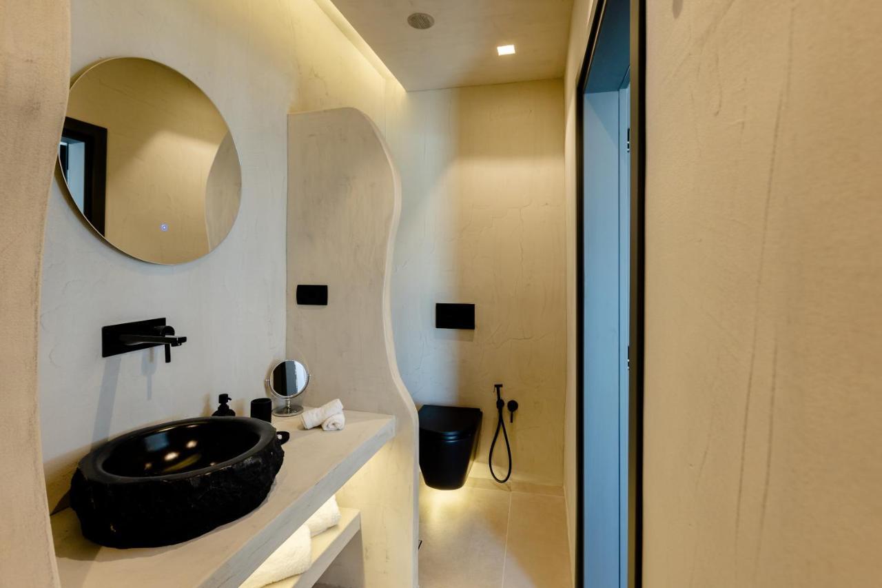 Lackos Luxury Suites 이메로비글리 외부 사진