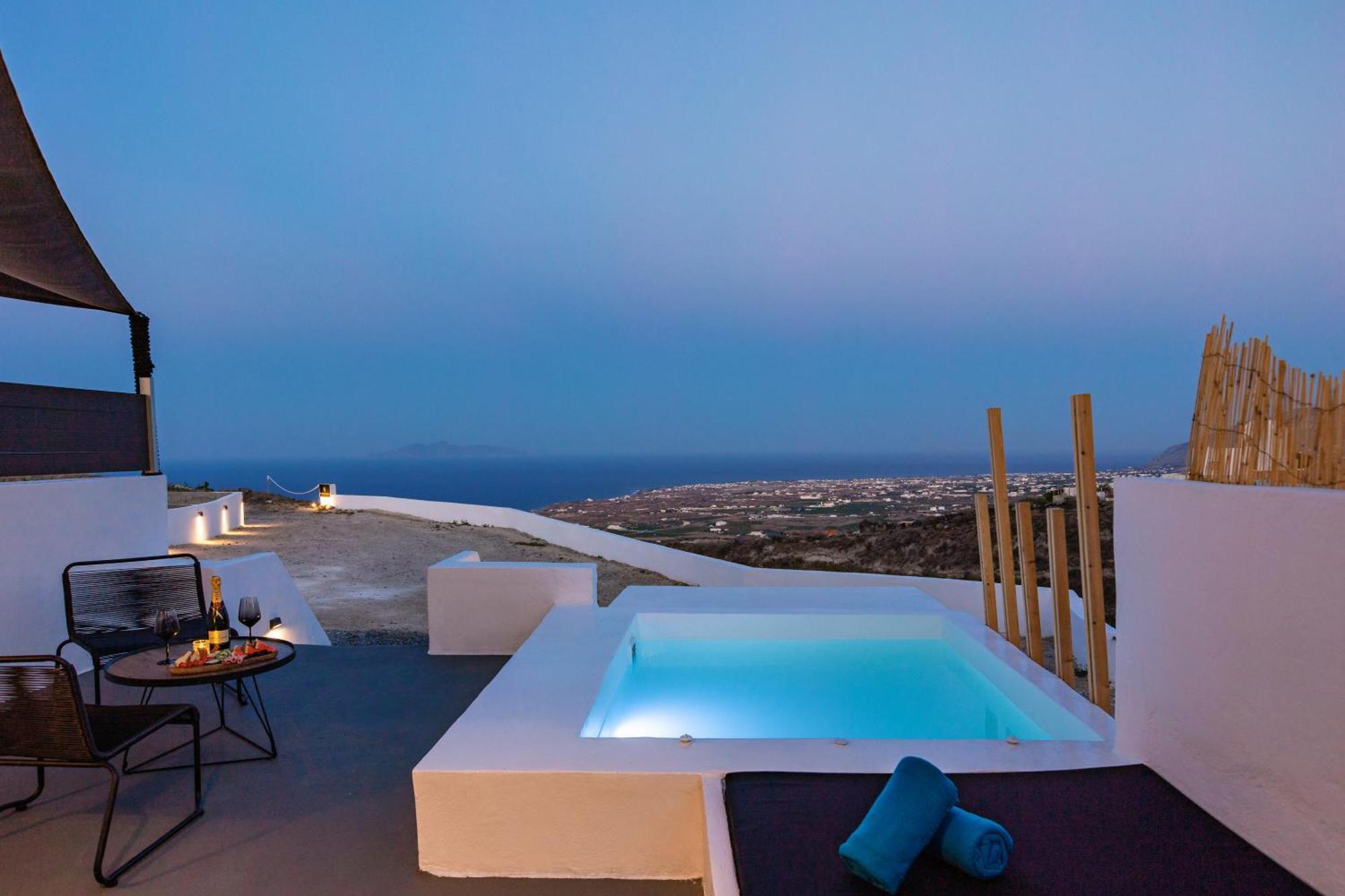 Lackos Luxury Suites 이메로비글리 외부 사진