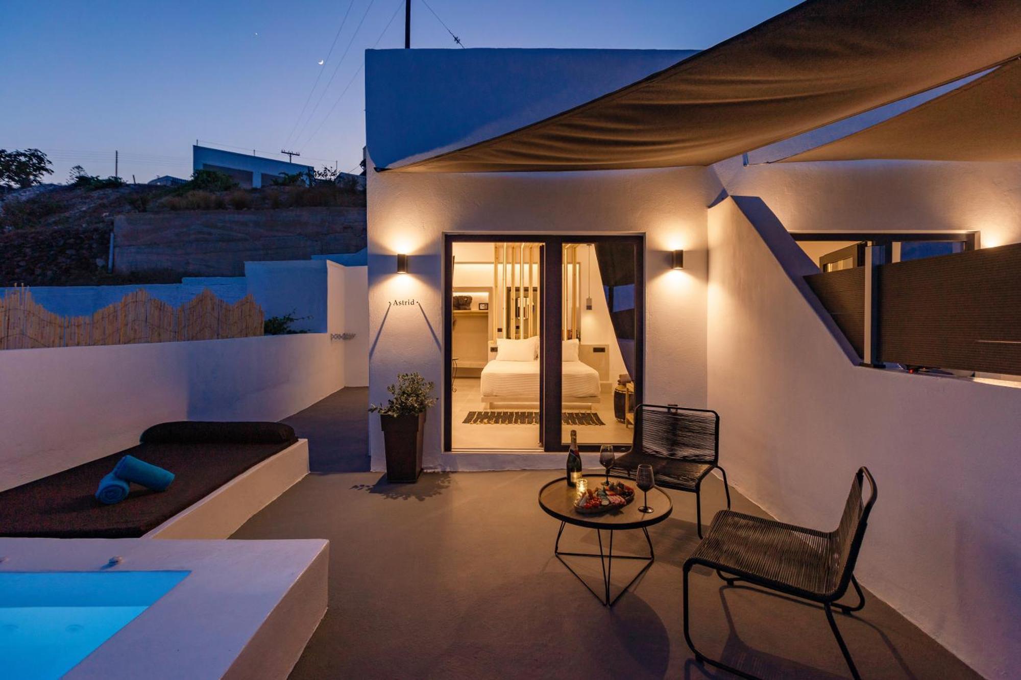 Lackos Luxury Suites 이메로비글리 외부 사진