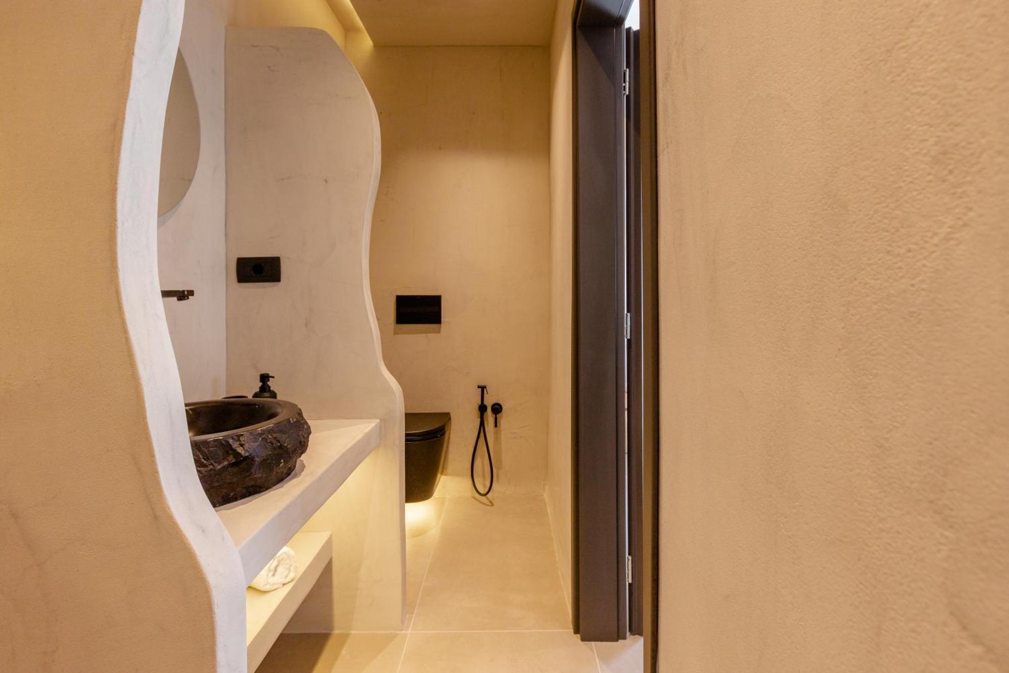 Lackos Luxury Suites 이메로비글리 외부 사진